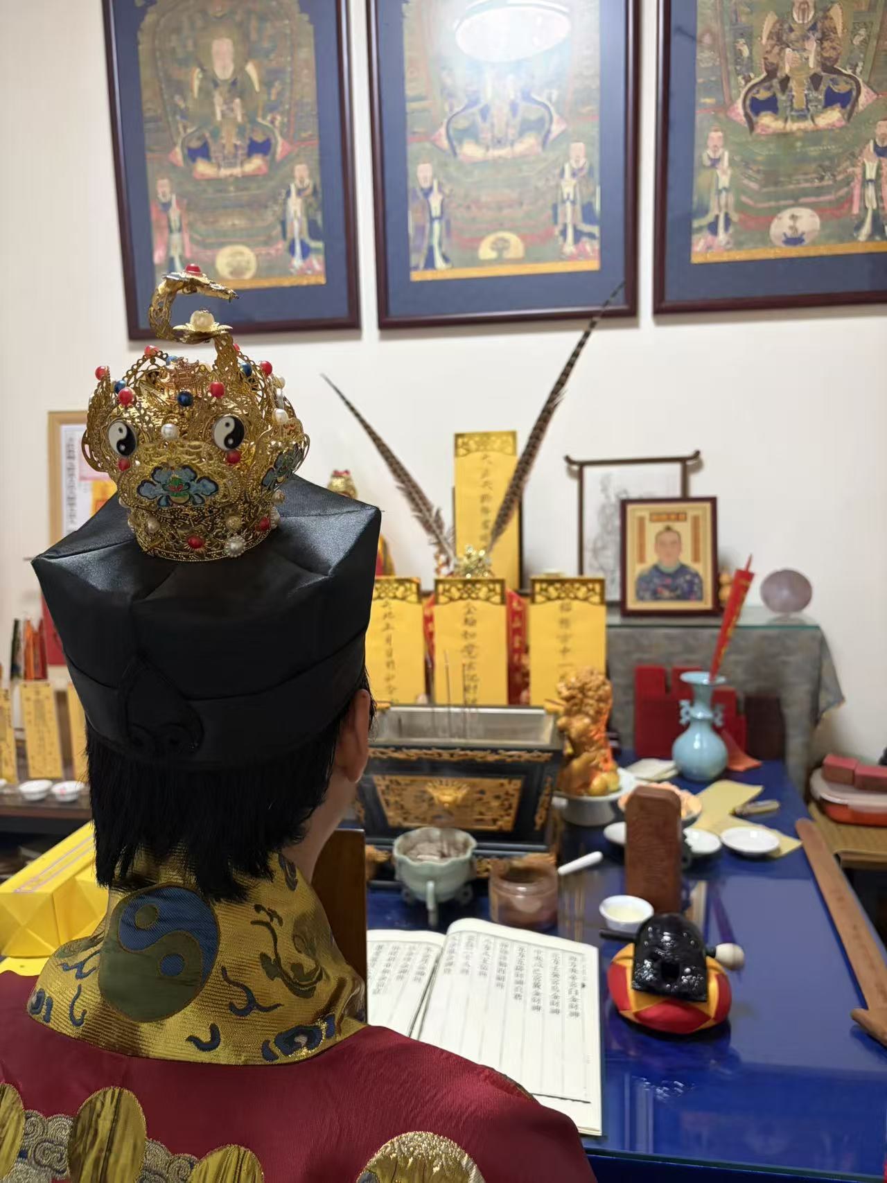 China-side ritual setting